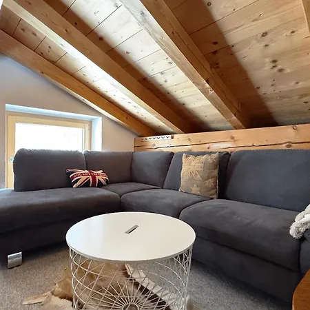 Alpine Hideaway Mountain Retreat 1-6 Pers クロスタース