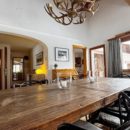 Alpine Hideaway Mountain Retreat 1-6 Pers